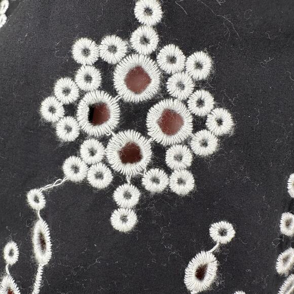 Zara Trafaluc Collection Blouse Top Embroidered Eyelet Floral Crop Black L Boho - Picture 10 of 16